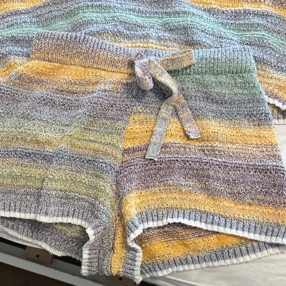 Universal Thread Multicolor Striped Sweater Set - Picture 2 of 4